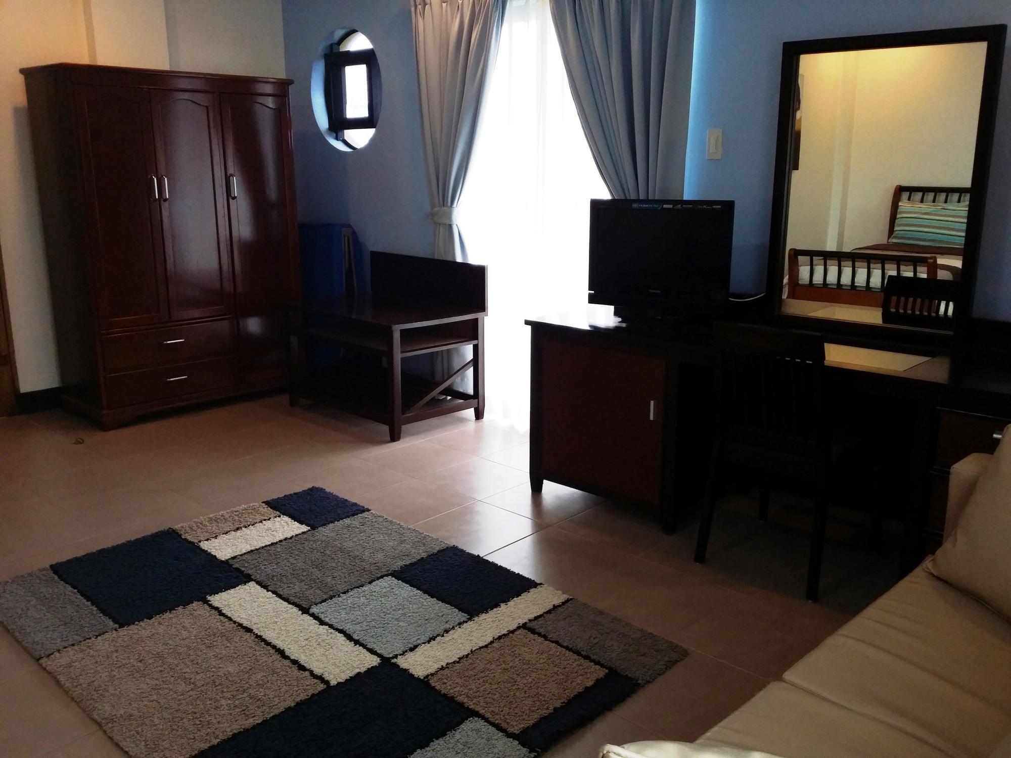 Palms Seaside Inn And Resort Medellin 外观 照片