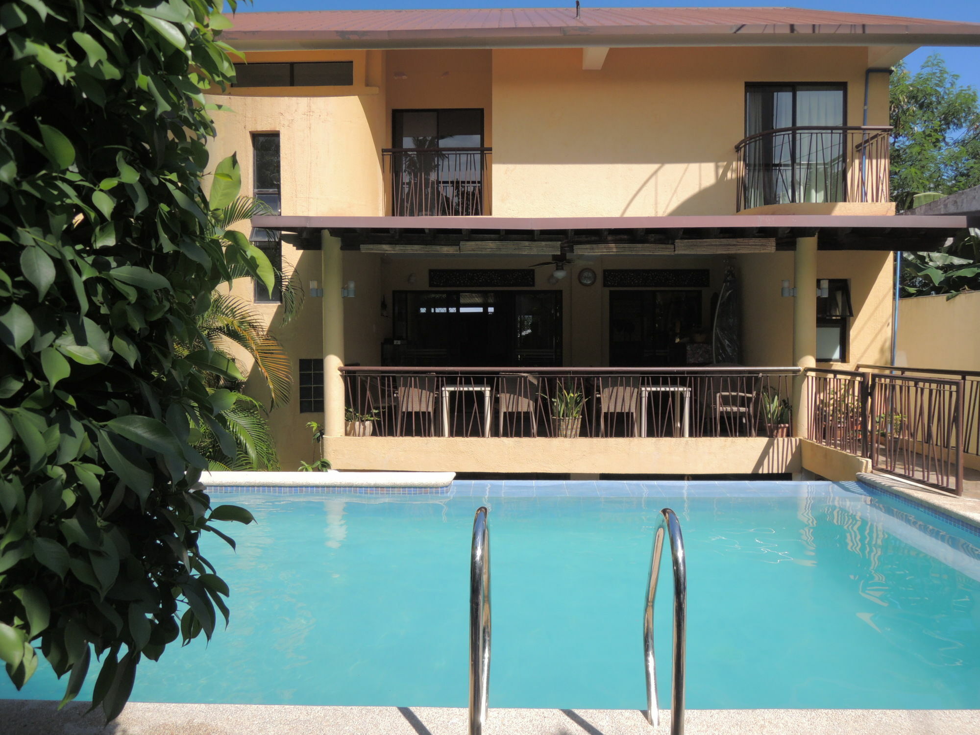 Palms Seaside Inn And Resort Medellin 外观 照片
